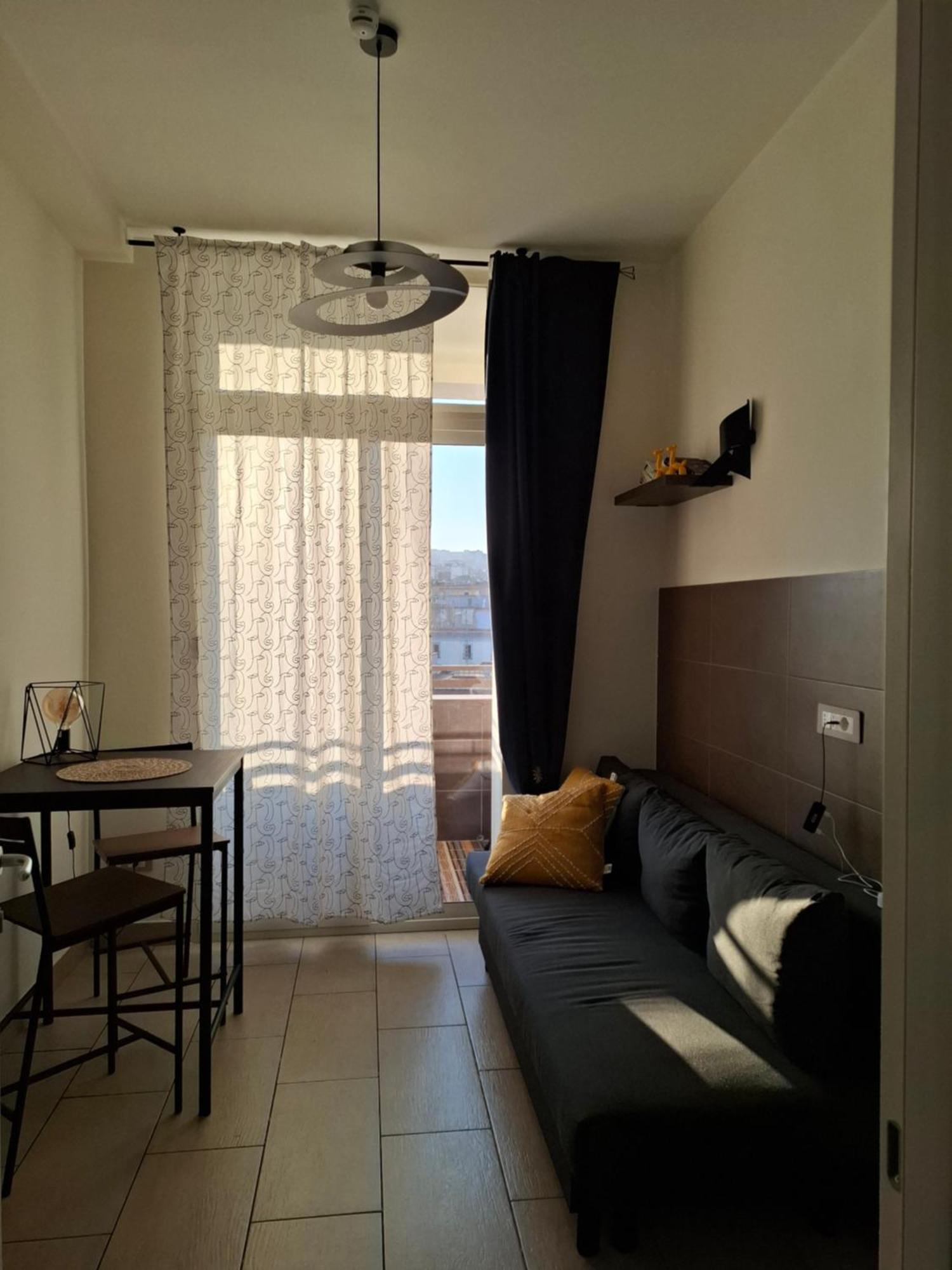 Faccia Gialla Napoli Casa Vacanze ภายนอก รูปภาพ
